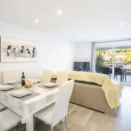 Y Mar By Interhome Appartamento *